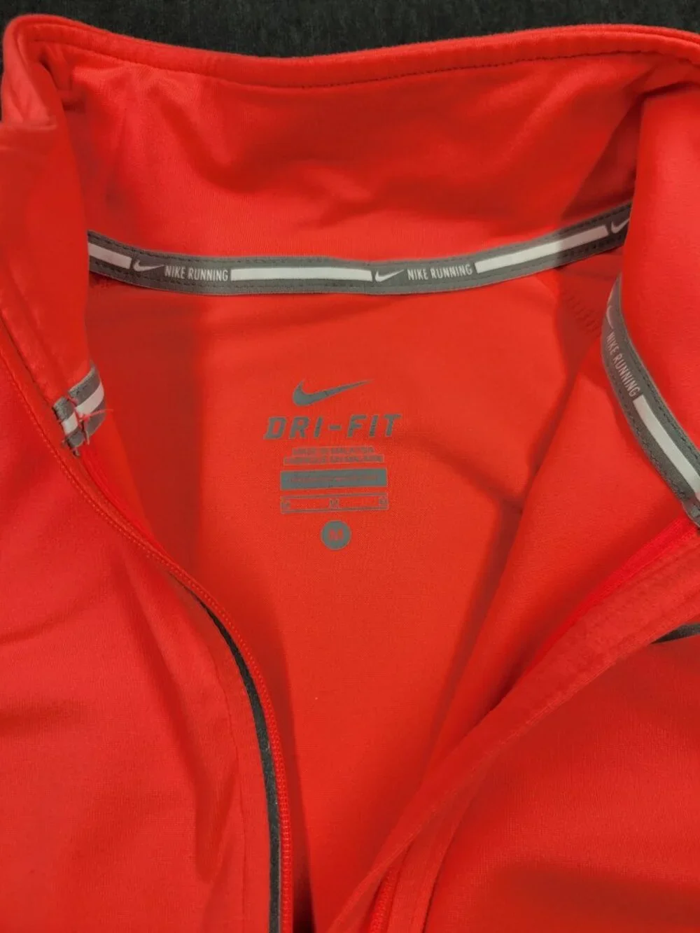 Nike womens half zip size medium pink good condition